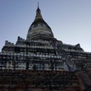 Shwe san daw vide ou presque... Shwe san daw vide ou presque... • <a style="font-size:0.8em;" href="http://www.flickr.com/photos/22252278@N05/31753122554/" target="_blank">View on Flickr</a>