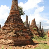 Les ruines du village de Sankar • <a style="font-size:0.8em;" href="http://www.flickr.com/photos/22252278@N05/32150172724/" target="_blank">View on Flickr</a>