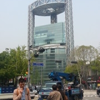 Jongno Tower • <a style="font-size:0.8em;" href="http://www.flickr.com/photos/22252278@N05/21844376964/" target="_blank">View on Flickr</a>