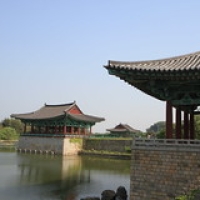 Gyeongju  étang Anapji Gyeongju  étang Anapji • <a style="font-size:0.8em;" href="http://www.flickr.com/photos/22252278@N05/21849018464/" target="_blank">View on Flickr</a>
