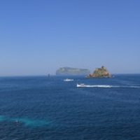 Ulleungdo : Jeo-Dong Ulleungdo : Jeo-Dong • <a style="font-size:0.8em;" href="http://www.flickr.com/photos/22252278@N05/22122721009/" target="_blank">View on Flickr</a>