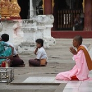 Buddhist nun Shwezigon Pagoda Buddhist nun Shwezigon Pagoda • <a style="font-size:0.8em;" href="http://www.flickr.com/photos/22252278@N05/32438894102/" target="_blank">View on Flickr</a>