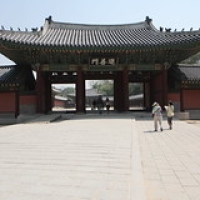 Changdeokgung • <a style="font-size:0.8em;" href="http://www.flickr.com/photos/22252278@N05/22441462086/" target="_blank">View on Flickr</a>