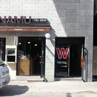 Ulleungdo : hotel W Ulleungdo : hotel W • <a style="font-size:0.8em;" href="http://www.flickr.com/photos/22252278@N05/22309691355/" target="_blank">View on Flickr</a>