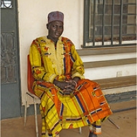 Le roi de l Le roi de l'ethnie Gan • <a style="font-size:0.8em;" href="http://www.flickr.com/photos/22252278@N05/36293700830/" target="_blank">View on Flickr</a>
