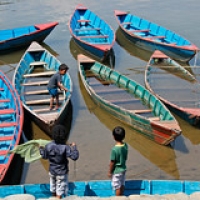 Les barques de Pokhara Les barques de Pokhara • <a style="font-size:0.8em;" href="http://www.flickr.com/photos/22252278@N05/21881328532/" target="_blank">View on Flickr</a>