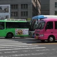 Bus Kpop Bus Kpop • <a style="font-size:0.8em;" href="http://www.flickr.com/photos/22252278@N05/21760881628/" target="_blank">View on Flickr</a>